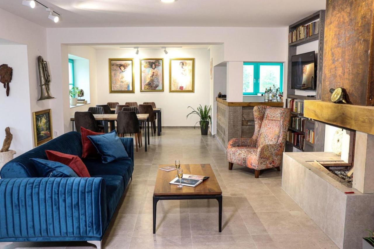 Hotel Legat Kuca Za Odmor Pale Exteriér fotografie